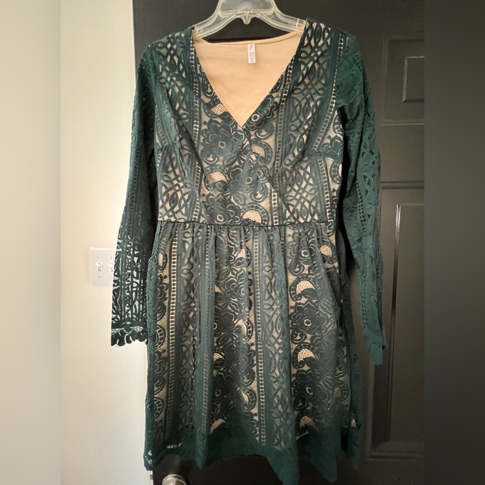 Long sleeve dark green lace overlay dress